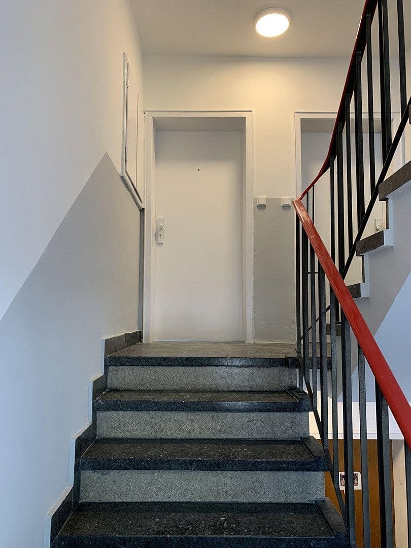 Prenájom bytu 3-izbový 55 m², Bochum, Severné Porýnie - Westfálsko Prenájom bytu 3-izbový 55 m², Bochum, Severné Porýnie - Westfálsko