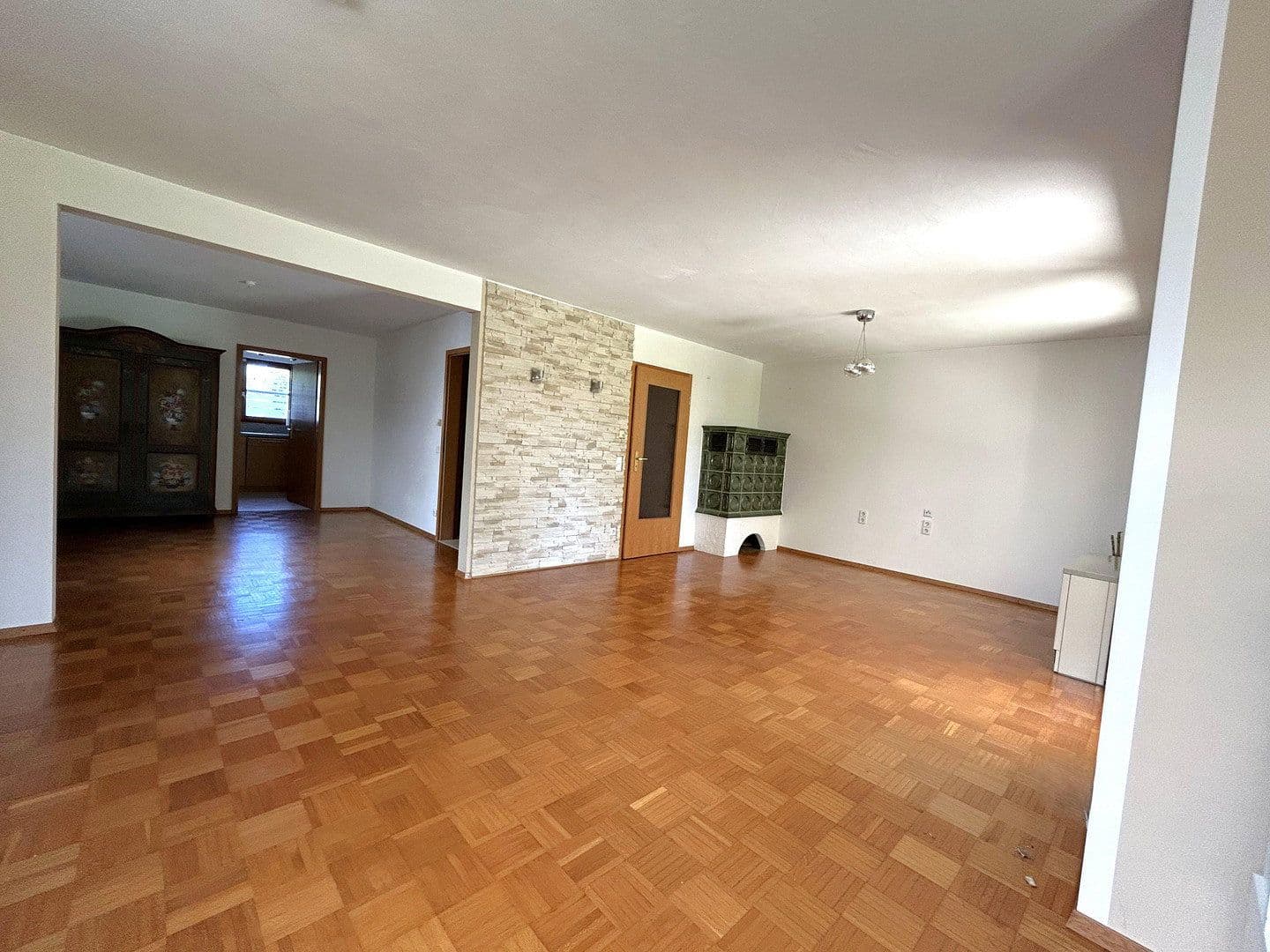 Predaj bytu 4-izbový 110 m², Goethestraße 10, Dettingen unter Teck, Bádensko-Wurttembersko Predaj bytu 4-izbový 110 m², Goethestraße 10, Dettingen unter Teck, Bádensko-Wurttembersko