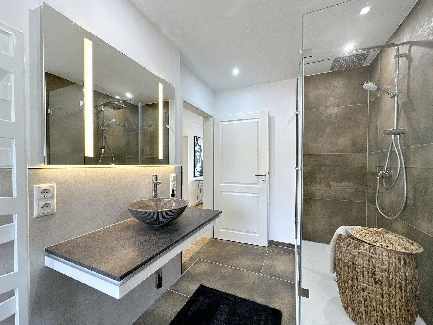 Predaj bytu 2-izbový 44 m², Rostock-Warnemünde, Meklenbursko-Predpomoransko Predaj bytu 2-izbový 44 m², Rostock-Warnemünde, Meklenbursko-Predpomoransko