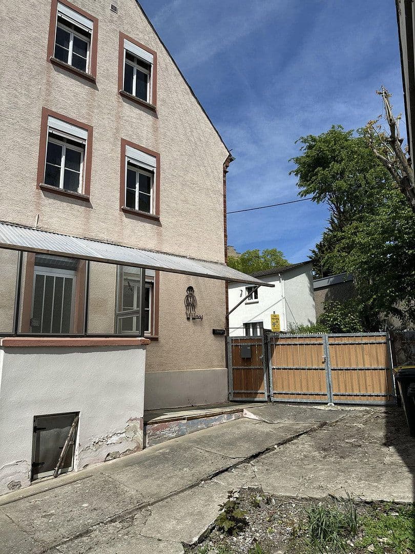 Predaj domu 125 m², pozemok 183 m², Glockengasse 20, Wiesbaden, Hesensko Predaj domu 125 m², pozemok 183 m², Glockengasse 20, Wiesbaden, Hesensko