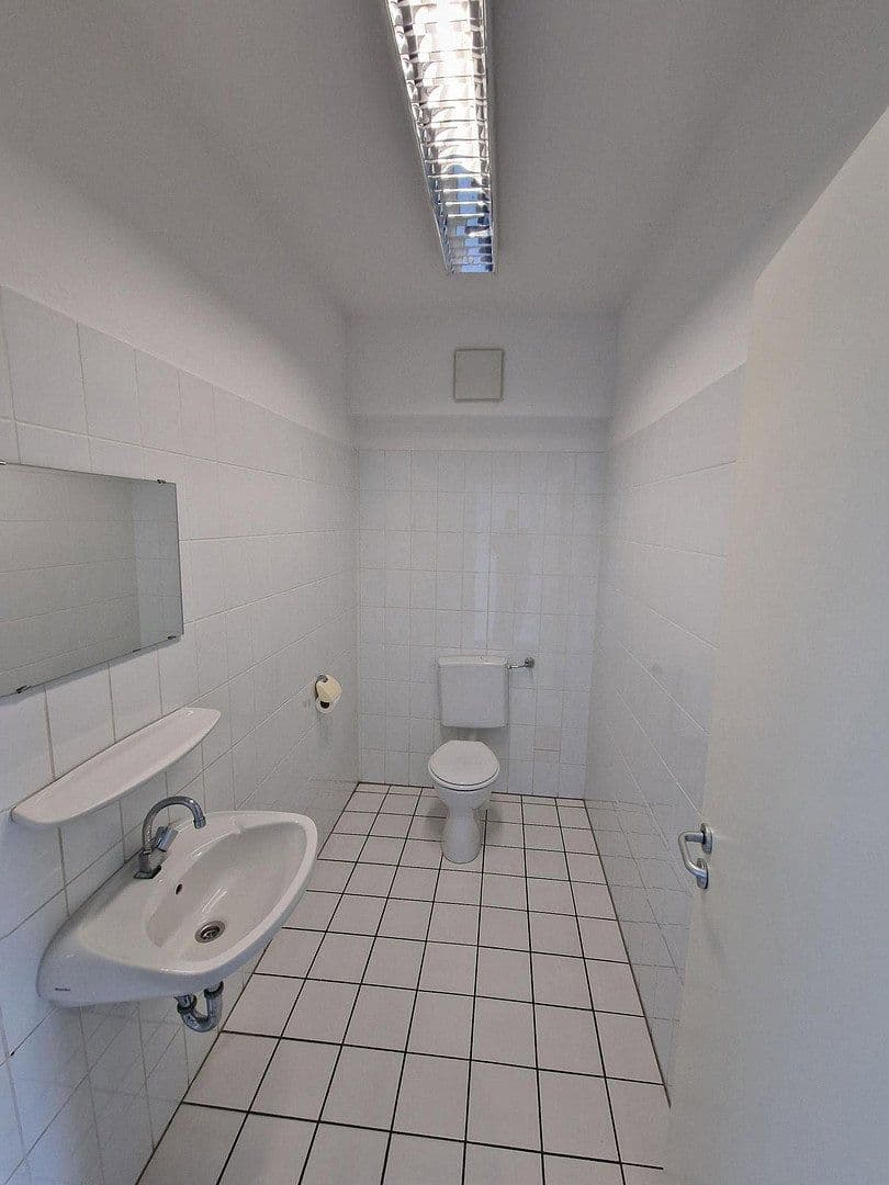 Prenájom kancelárie 327 m², Posthof 7, Eitorf, Severné Porýnie - Westfálsko Prenájom kancelárie 327 m², Posthof 7, Eitorf, Severné Porýnie - Westfálsko