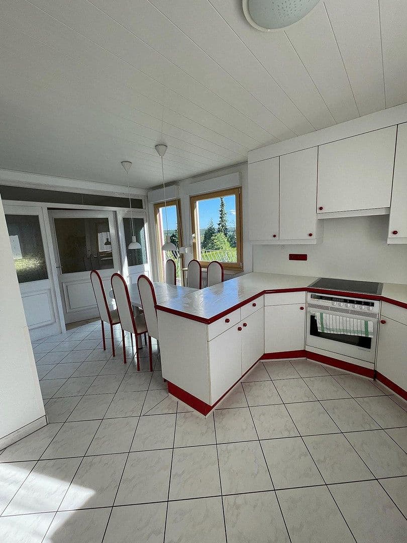Predaj domu 190 m², pozemok 956 m², Welschneudorf, Porýnie-Falcko Predaj domu 190 m², pozemok 956 m², Welschneudorf, Porýnie-Falcko