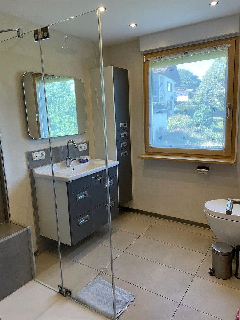 Predaj domu 190 m², pozemok 956 m², Welschneudorf, Porýnie-Falcko Predaj domu 190 m², pozemok 956 m², Welschneudorf, Porýnie-Falcko