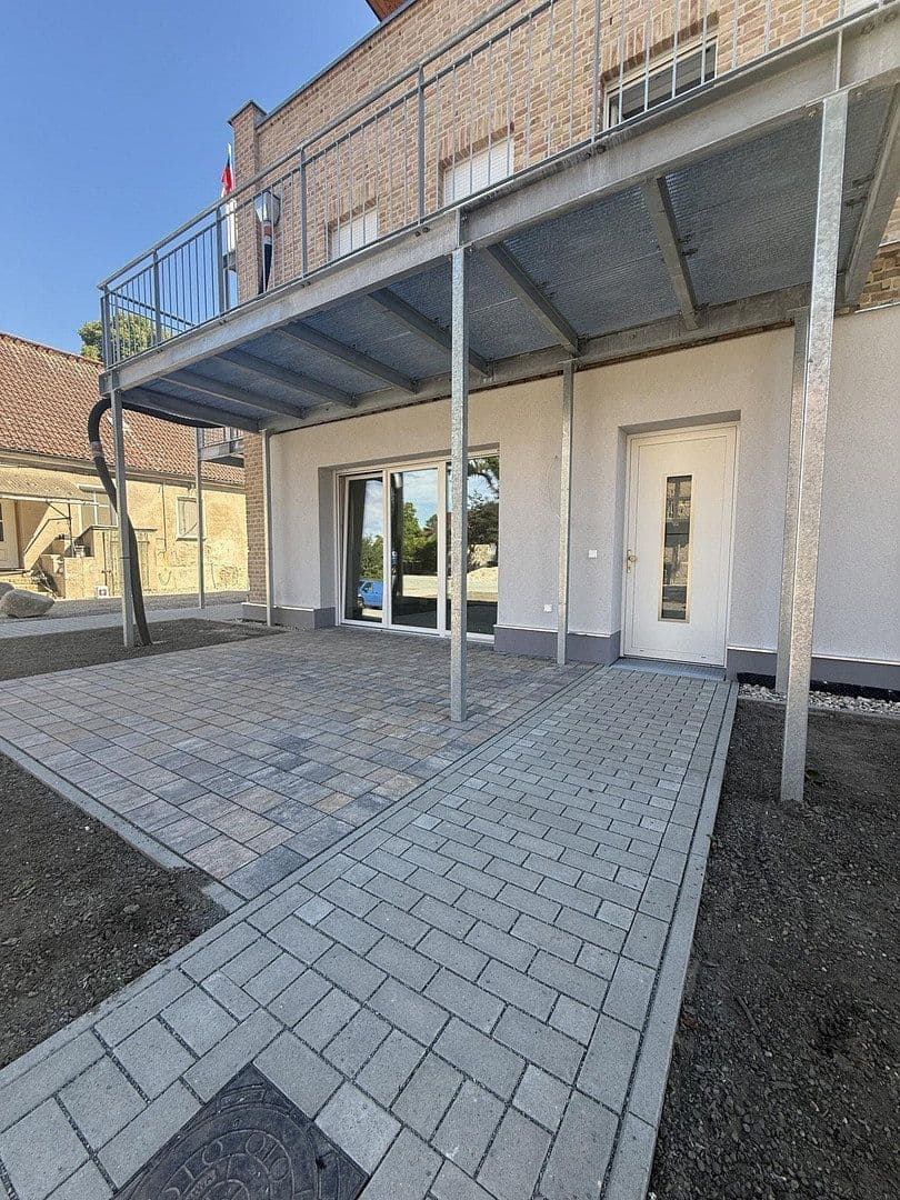 Prenájom bytu 2-izbový 64 m², Tremmener Straße 2a, Nauen, Brandenbursko Prenájom bytu 2-izbový 64 m², Tremmener Straße 2a, Nauen, Brandenbursko