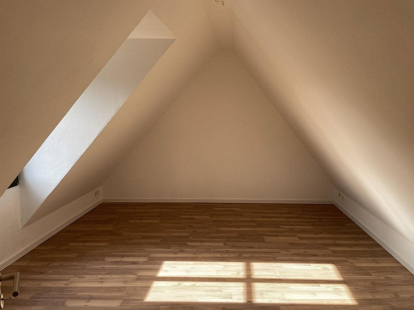 Predaj bytu 3-izbový 108 m², Rosmarinstraße 45, Oschatz, Sasko Predaj bytu 3-izbový 108 m², Rosmarinstraße 45, Oschatz, Sasko