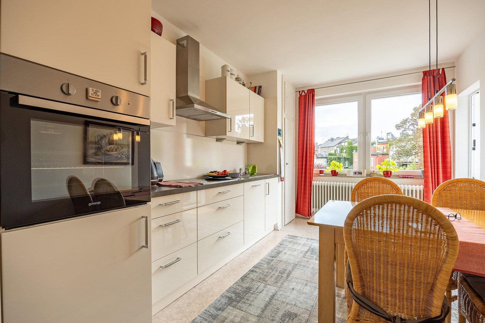 Prenájom bytu 2-izbový 65 m², Aachen, Severné Porýnie - Westfálsko Prenájom bytu 2-izbový 65 m², Aachen, Severné Porýnie - Westfálsko