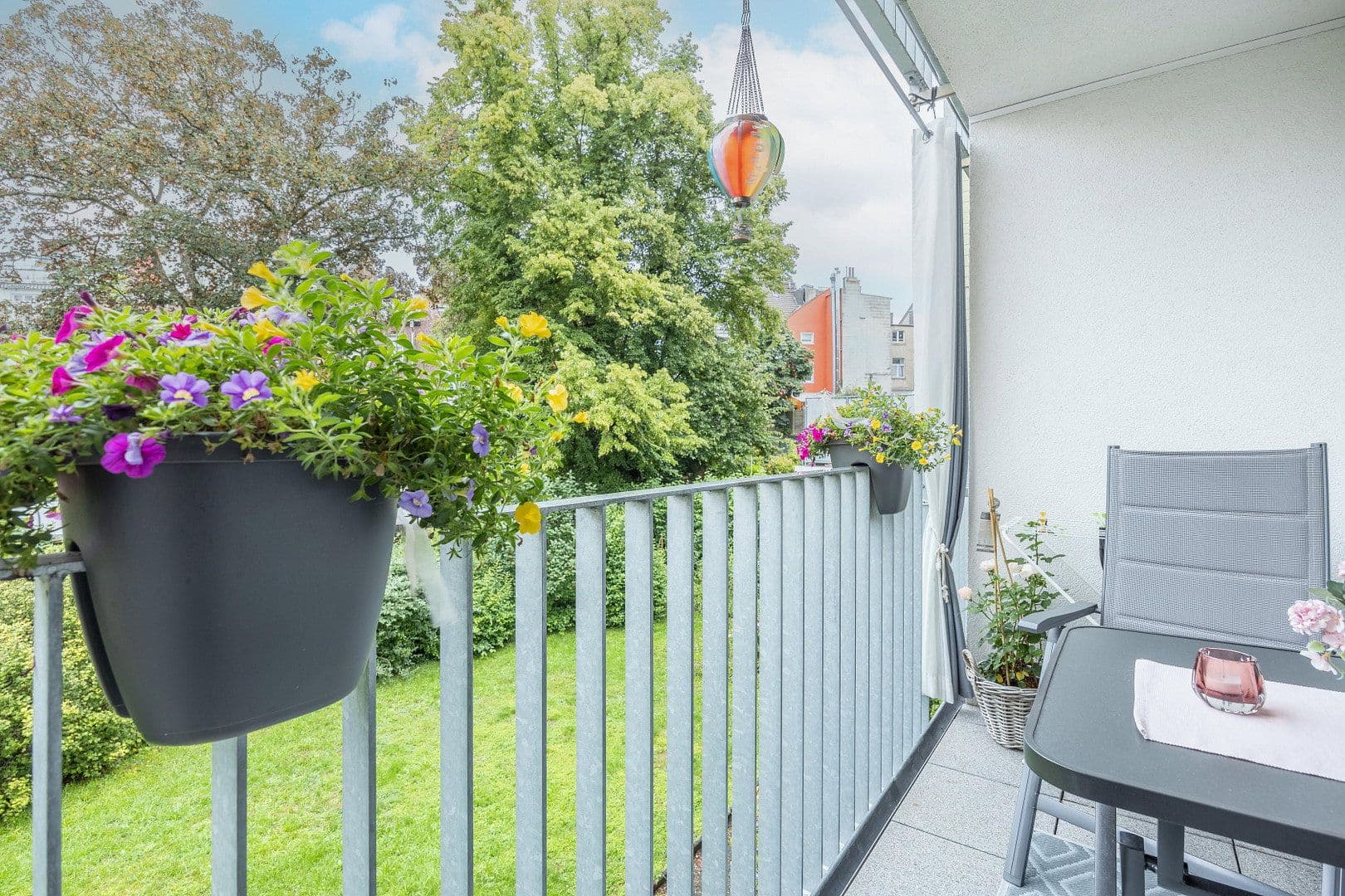 Prenájom bytu 2-izbový 65 m², Aachen, Severné Porýnie - Westfálsko Prenájom bytu 2-izbový 65 m², Aachen, Severné Porýnie - Westfálsko