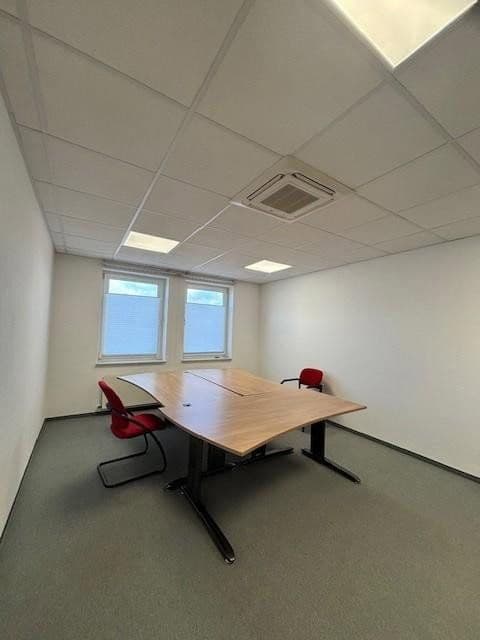 Prenájom kancelárie 450 m², Wilhelmstraße 78, Reilingen, Bádensko-Wurttembersko Prenájom kancelárie 450 m², Wilhelmstraße 78, Reilingen, Bádensko-Wurttembersko