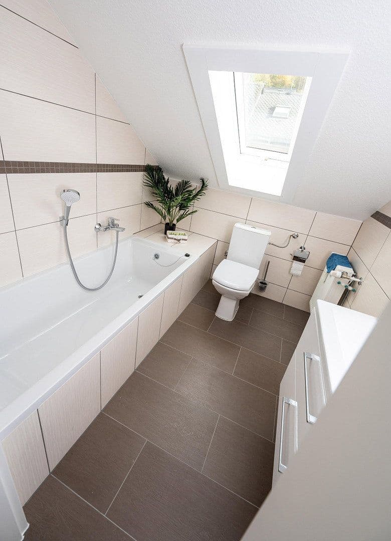 Prenájom bytu 2-izbový 49 m², Josef-Görres-Straße 41, Kirn, Porýnie-Falcko Prenájom bytu 2-izbový 49 m², Josef-Görres-Straße 41, Kirn, Porýnie-Falcko
