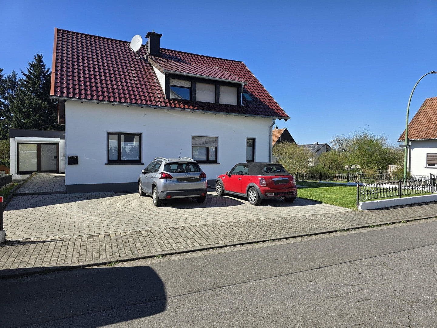 Predaj domu 268 m², pozemok 688 m², Kirkel, Sársko Predaj domu 268 m², pozemok 688 m², Kirkel, Sársko