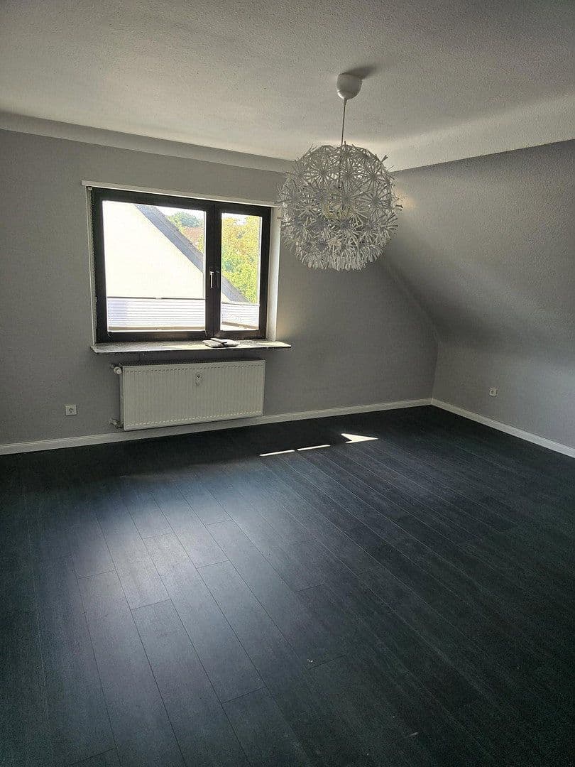 Predaj domu 268 m², pozemok 688 m², Kirkel, Sársko Predaj domu 268 m², pozemok 688 m², Kirkel, Sársko