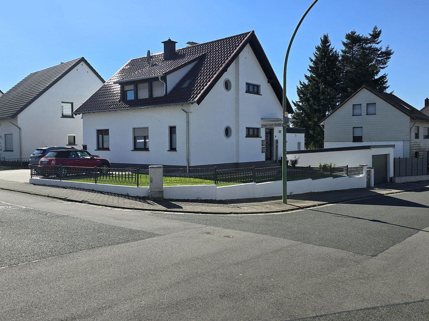 Predaj domu 268 m², pozemok 688 m², Kirkel, Sársko Predaj domu 268 m², pozemok 688 m², Kirkel, Sársko
