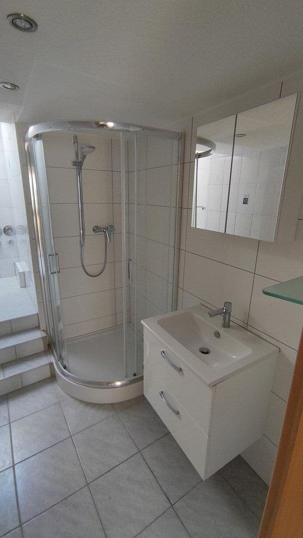 Prenájom bytu 3-izbový 94 m², Hauptstrasse 30, Pleidelsheim, Bádensko-Wurttembersko Prenájom bytu 3-izbový 94 m², Hauptstrasse 30, Pleidelsheim, Bádensko-Wurttembersko