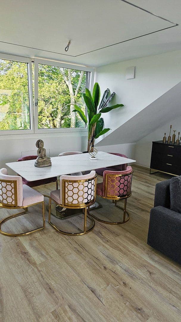 Prenájom bytu 2-izbový 76 m², Reismühlenstraße 4, München, Bavorsko Prenájom bytu 2-izbový 76 m², Reismühlenstraße 4, München, Bavorsko