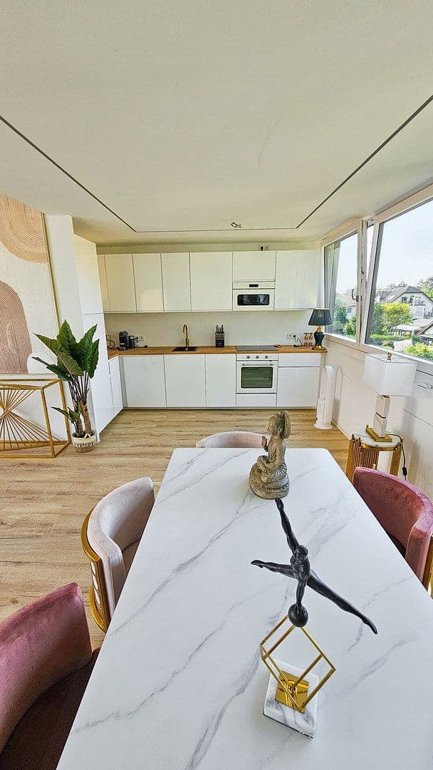 Prenájom bytu 2-izbový 76 m², Reismühlenstraße 4, München, Bavorsko Prenájom bytu 2-izbový 76 m², Reismühlenstraße 4, München, Bavorsko