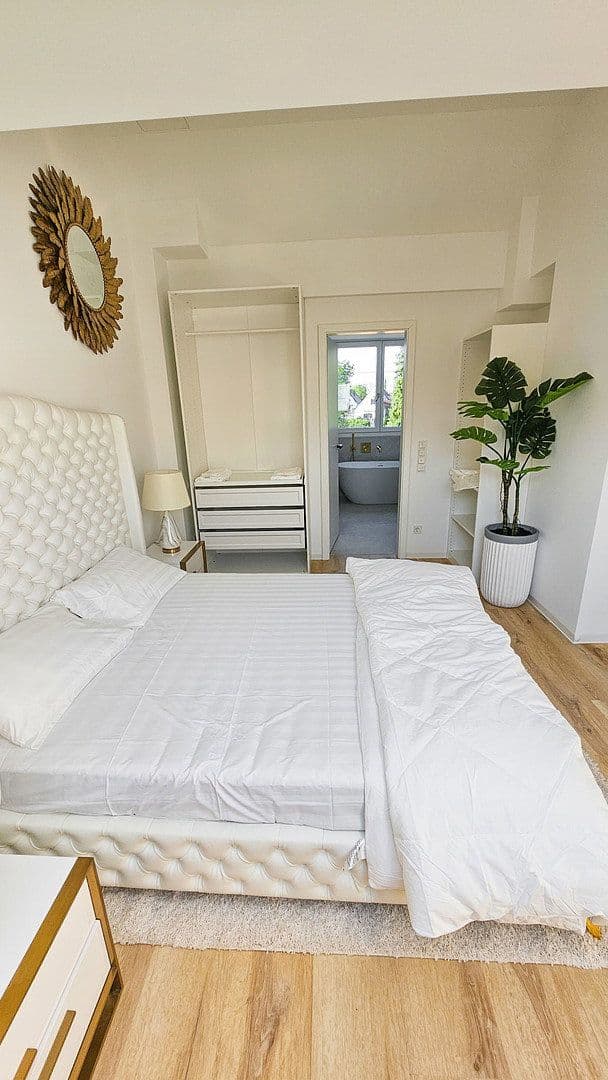 Prenájom bytu 2-izbový 76 m², Reismühlenstraße 4, München, Bavorsko Prenájom bytu 2-izbový 76 m², Reismühlenstraße 4, München, Bavorsko