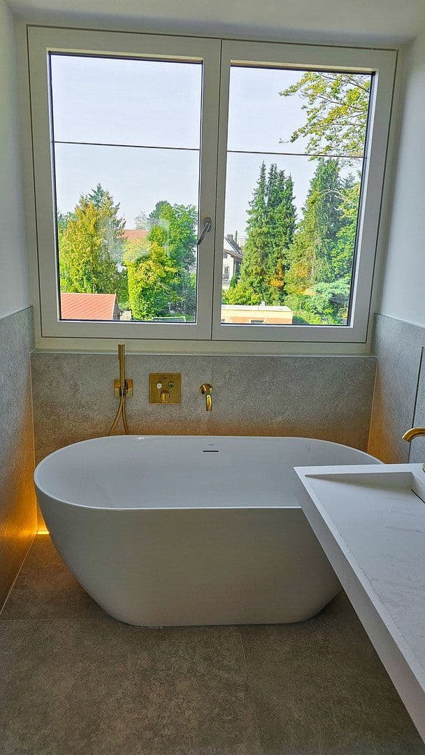 Prenájom bytu 2-izbový 76 m², Reismühlenstraße 4, München, Bavorsko Prenájom bytu 2-izbový 76 m², Reismühlenstraße 4, München, Bavorsko