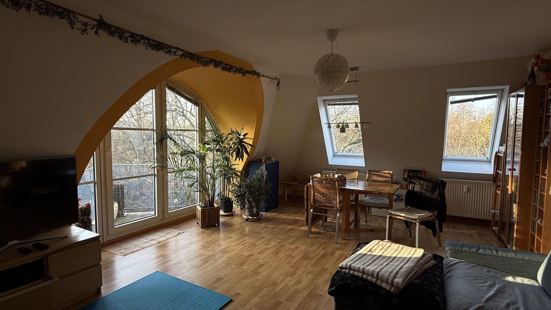 Predaj bytu 3-izbový 75 m², Berlin, Berlín Predaj bytu 3-izbový 75 m², Berlin, Berlín