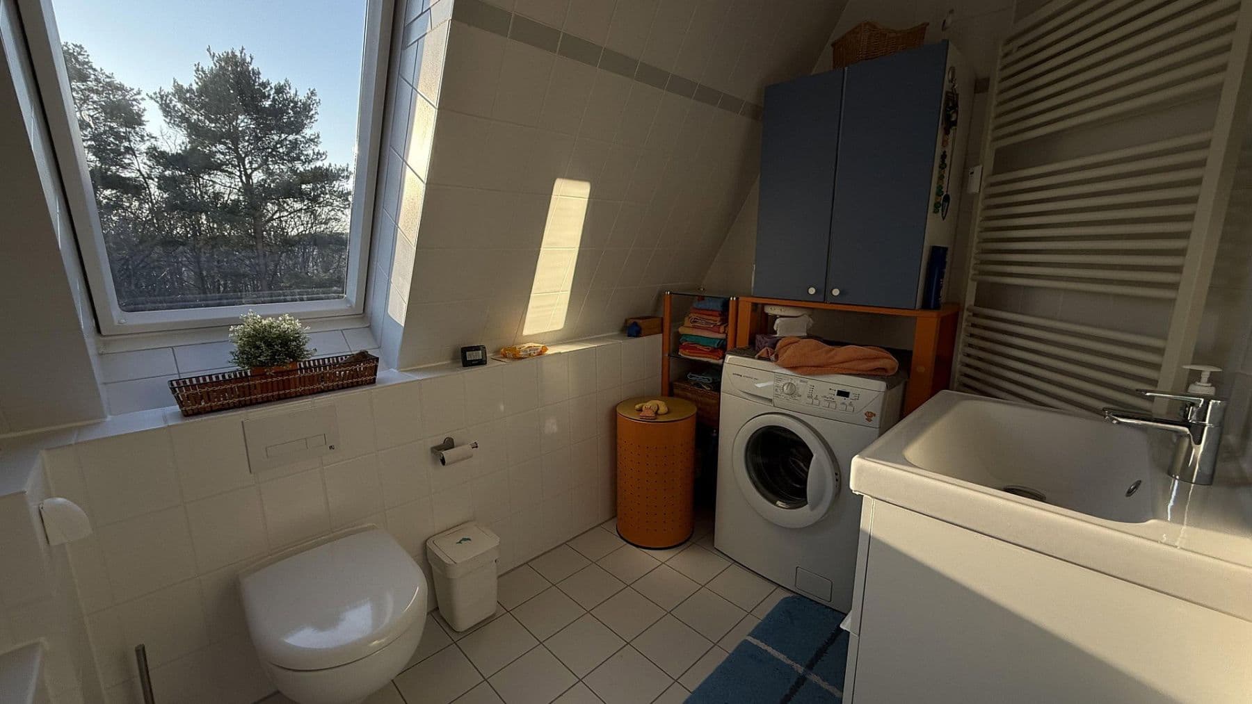 Predaj bytu 3-izbový 75 m², Berlin, Berlín Predaj bytu 3-izbový 75 m², Berlin, Berlín