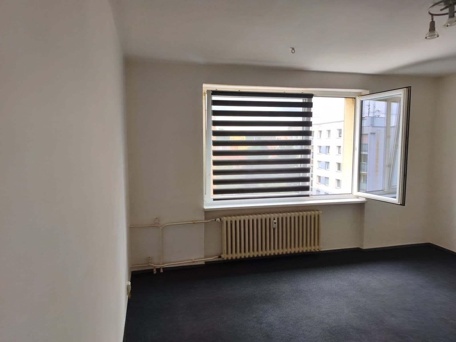 Prenájom bytu 1-izbový 41 m², Tunelářů, Praha, Praha Prenájom bytu 1-izbový 41 m², Tunelářů, Praha, Praha