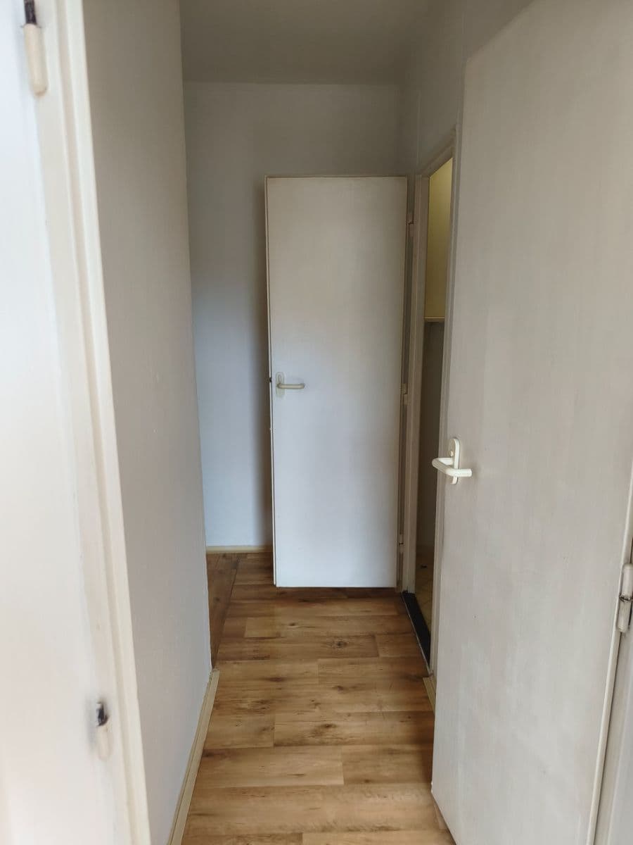 Prenájom bytu 1-izbový 41 m², Tunelářů, Praha, Praha Prenájom bytu 1-izbový 41 m², Tunelářů, Praha, Praha