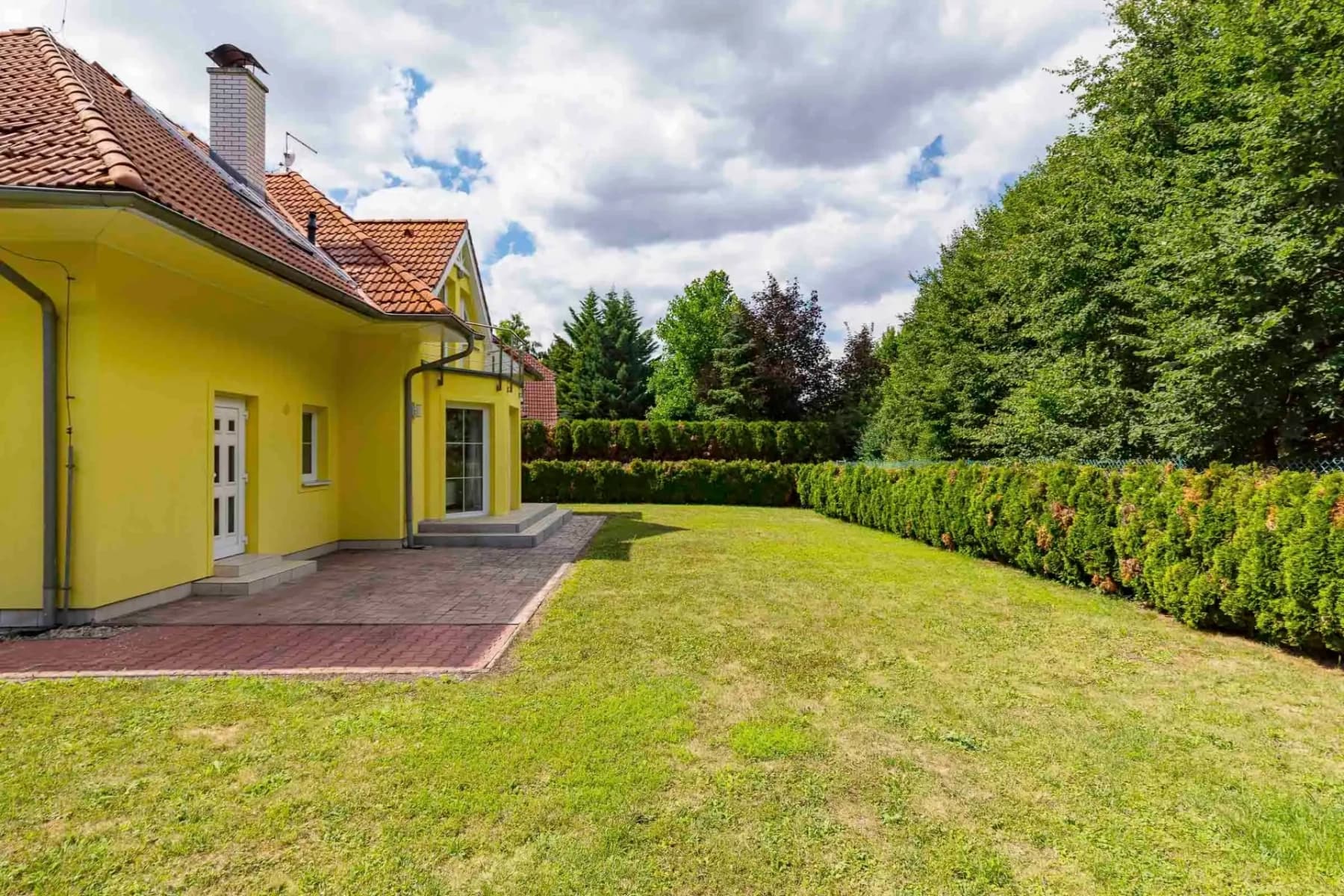 Prenájom domu 180 m², pozemok 700 m², Pod Valem Ⅱ., Průhonice, Středočeský kraj Prenájom domu 180 m², pozemok 700 m², Pod Valem Ⅱ., Průhonice, Středočeský kraj