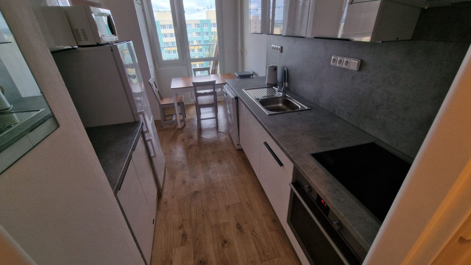 Prenájom bytu 3-izbový 64 m², Zdiměřická, Praha, Praha Prenájom bytu 3-izbový 64 m², Zdiměřická, Praha, Praha