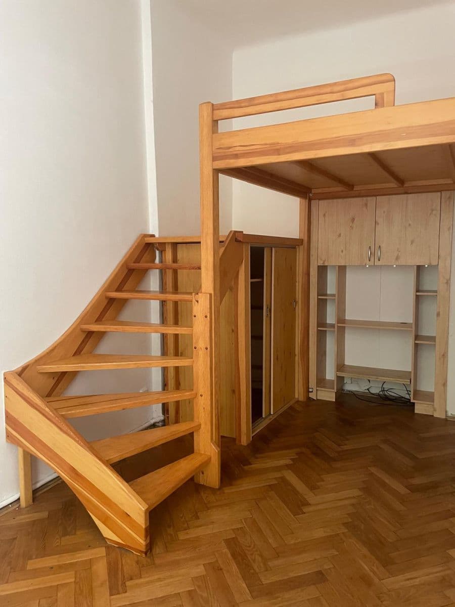 Prenájom bytu 1-izbový 30 m², Kubelíkova, Praha, Praha Prenájom bytu 1-izbový 30 m², Kubelíkova, Praha, Praha