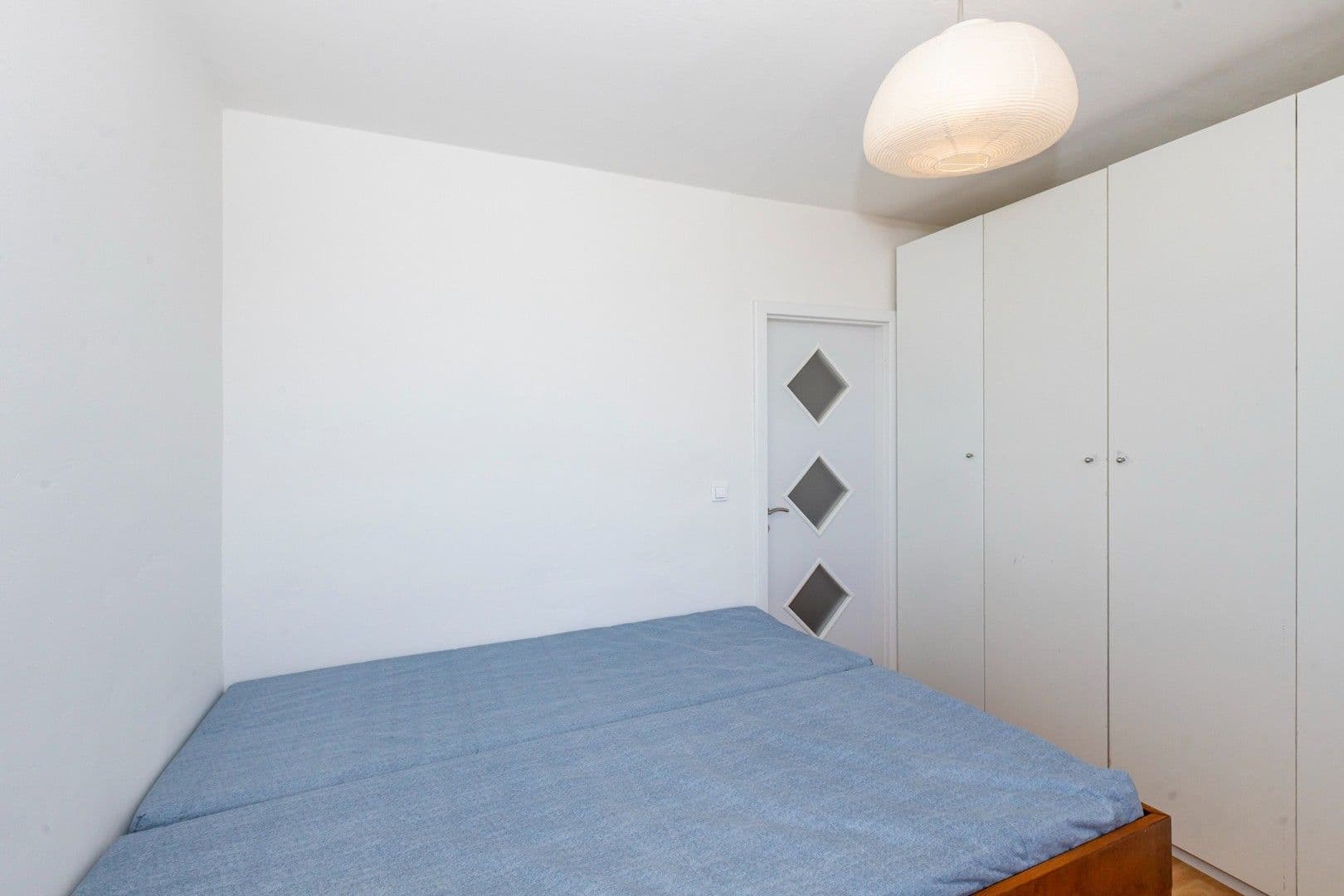 Prenájom bytu 2-izbový 32 m², Jabloňová, Praha, Praha Prenájom bytu 2-izbový 32 m², Jabloňová, Praha, Praha