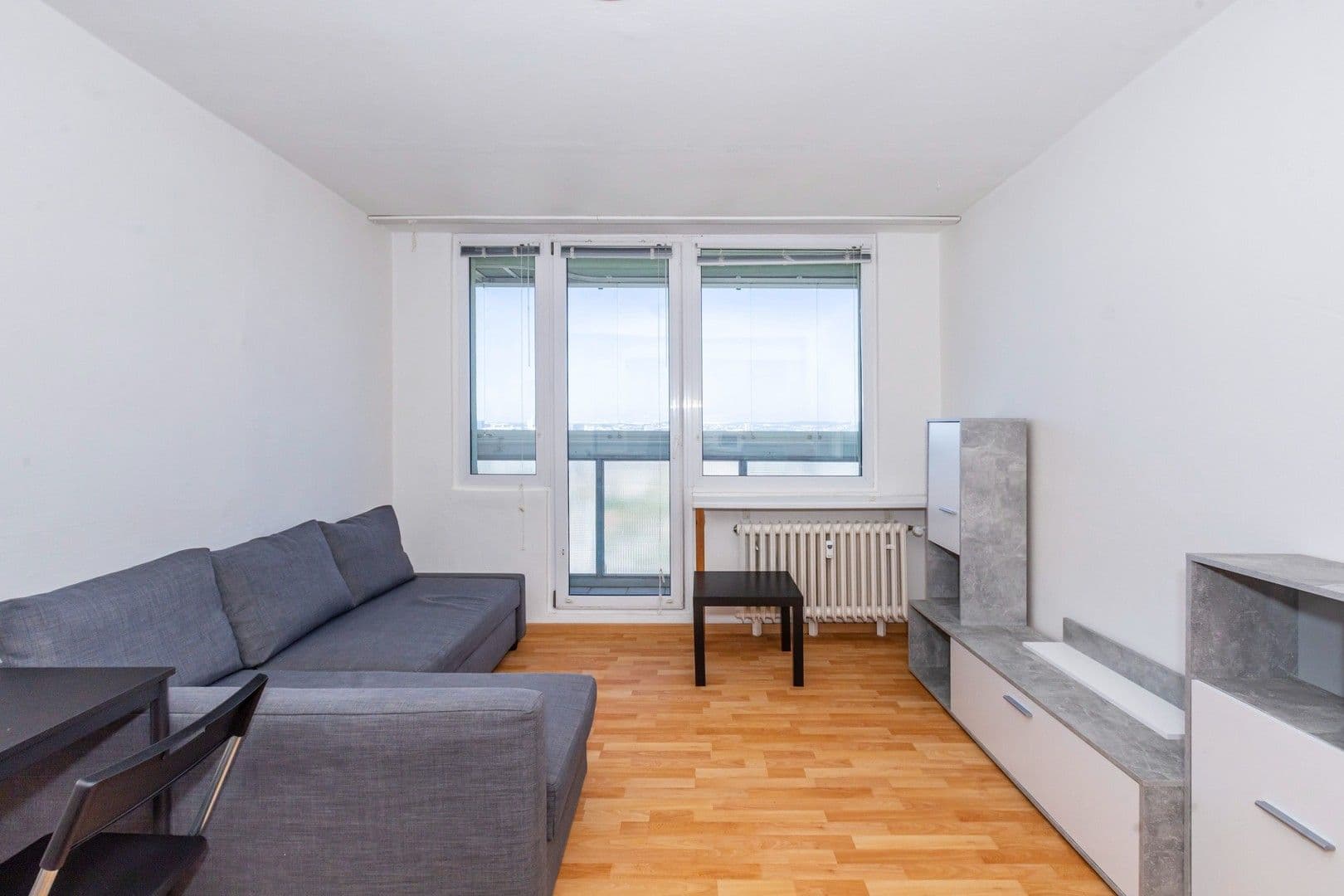 Prenájom bytu 2-izbový 32 m², Jabloňová, Praha, Praha Prenájom bytu 2-izbový 32 m², Jabloňová, Praha, Praha