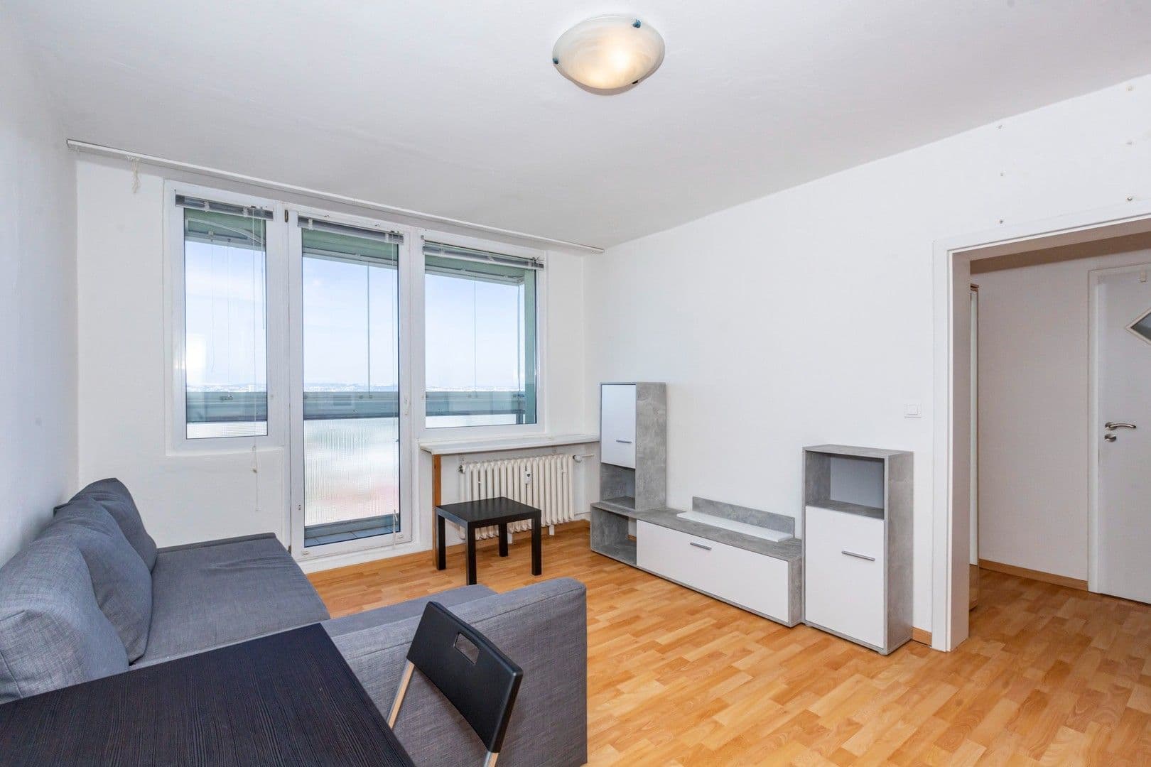 Prenájom bytu 2-izbový 32 m², Jabloňová, Praha, Praha Prenájom bytu 2-izbový 32 m², Jabloňová, Praha, Praha
