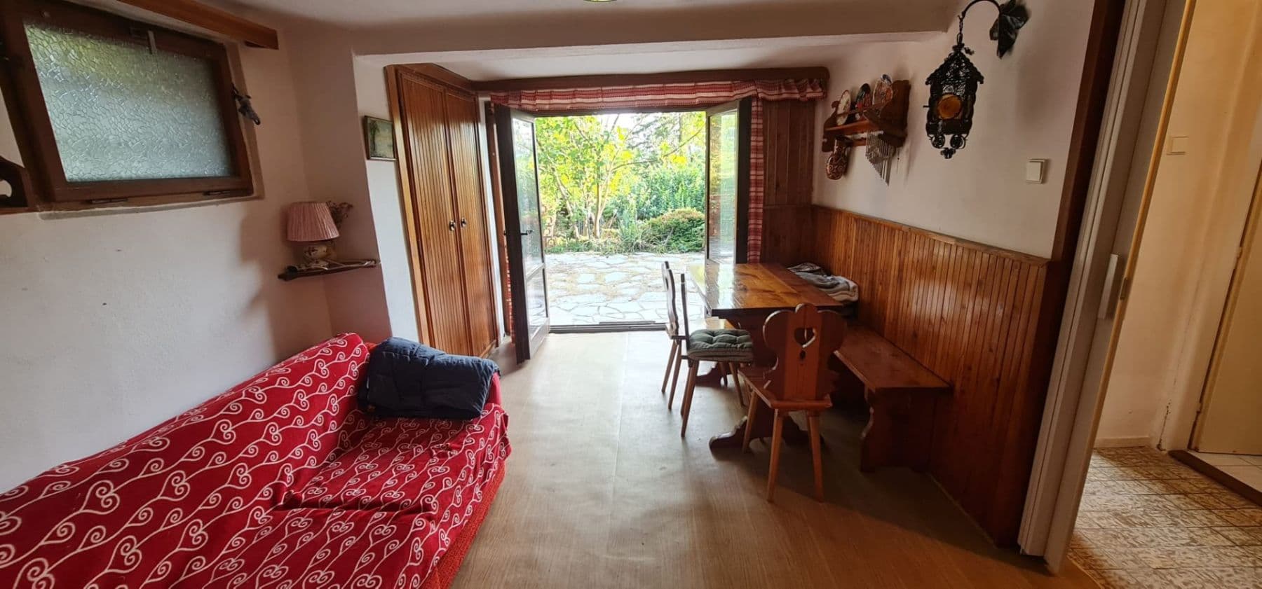 Prenájom rekreačného objektu 42 m², pozemok 415 m², Rabyně, Středočeský kraj Prenájom rekreačného objektu 42 m², pozemok 415 m², Rabyně, Středočeský kraj