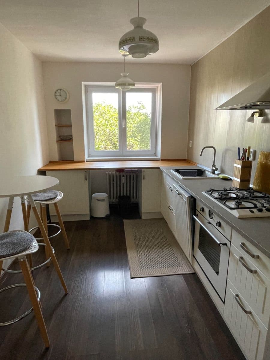 Prenájom bytu 2-izbový 56 m², Riazanská, Nové Mesto, Bratislavský kraj Prenájom bytu 2-izbový 56 m², Riazanská, Nové Mesto, Bratislavský kraj