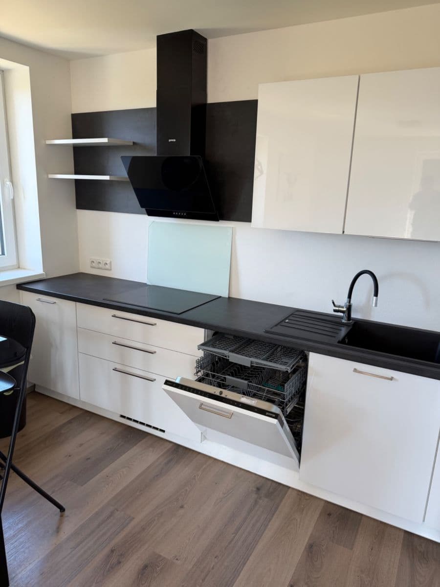Prenájom bytu 2-izbový 52 m², Zborovská, Jince, Středočeský kraj Prenájom bytu 2-izbový 52 m², Zborovská, Jince, Středočeský kraj