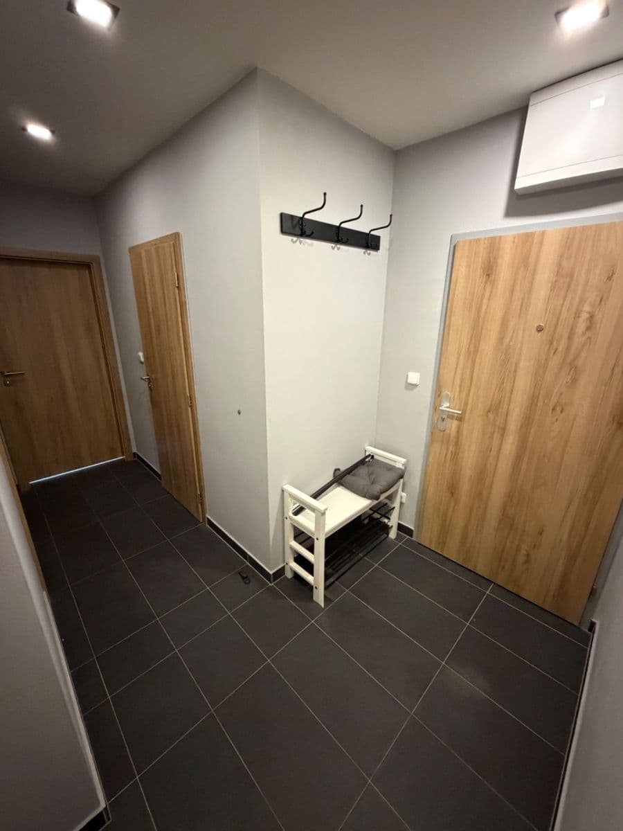 Prenájom bytu 2-izbový 52 m², Zborovská, Jince, Středočeský kraj Prenájom bytu 2-izbový 52 m², Zborovská, Jince, Středočeský kraj