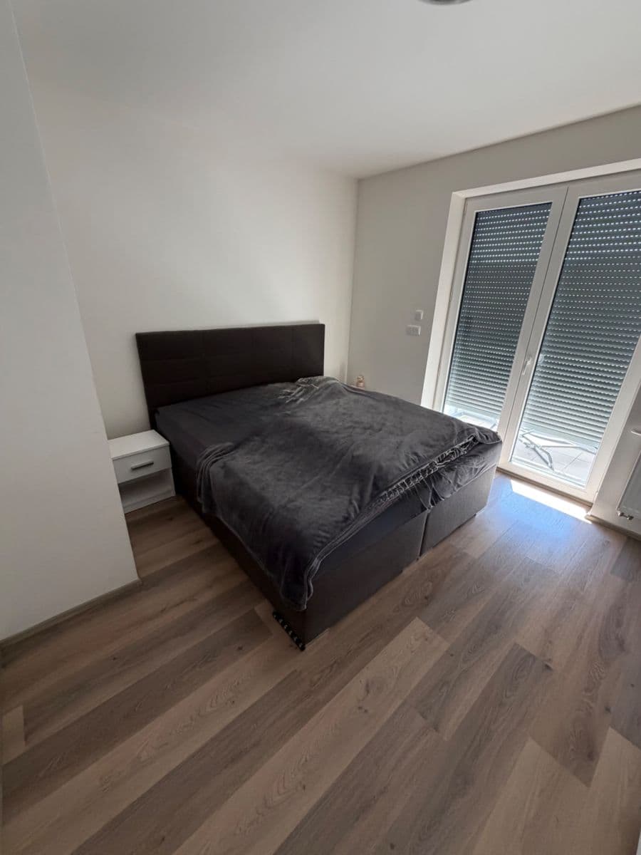 Prenájom bytu 2-izbový 52 m², Zborovská, Jince, Středočeský kraj Prenájom bytu 2-izbový 52 m², Zborovská, Jince, Středočeský kraj