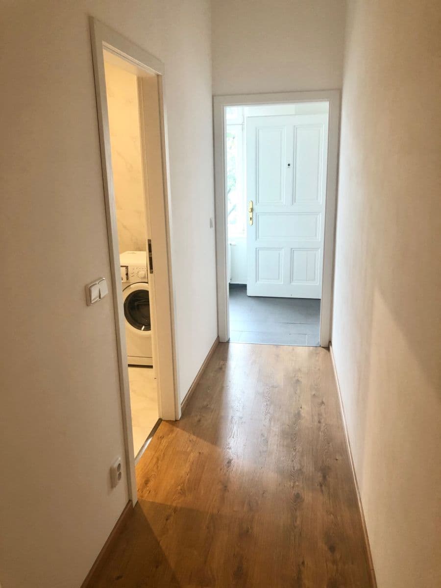 Prenájom bytu 2-izbový 55 m², Na Celné, Praha, Praha Prenájom bytu 2-izbový 55 m², Na Celné, Praha, Praha