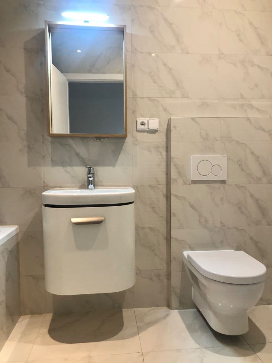 Prenájom bytu 2-izbový 55 m², Na Celné, Praha, Praha Prenájom bytu 2-izbový 55 m², Na Celné, Praha, Praha