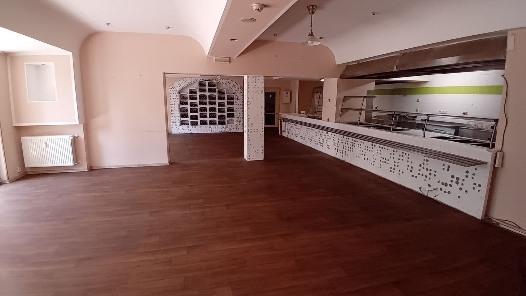 Prenájom nebytového priestoru 617 m², Roháčova, Praha, Praha Prenájom nebytového priestoru 617 m², Roháčova, Praha, Praha