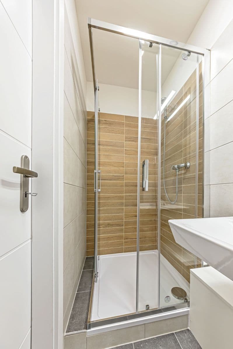 Predaj bytu 2-izbový 35 m², Nad Kolčavkou, Praha, Praha Predaj bytu 2-izbový 35 m², Nad Kolčavkou, Praha, Praha