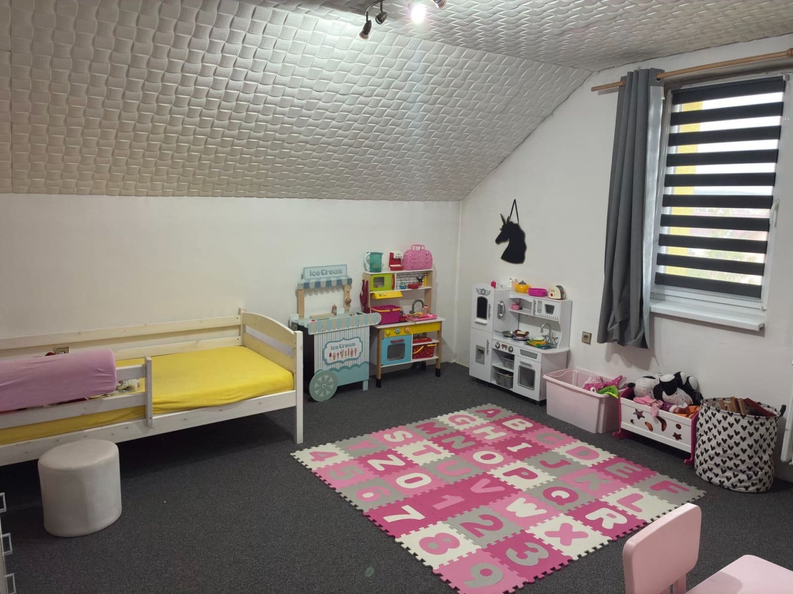 Predaj domu 128 m², pozemok 741 m², U Čermenského lesíka, Staňkov, Plzeňský kraj Predaj domu 128 m², pozemok 741 m², U Čermenského lesíka, Staňkov, Plzeňský kraj