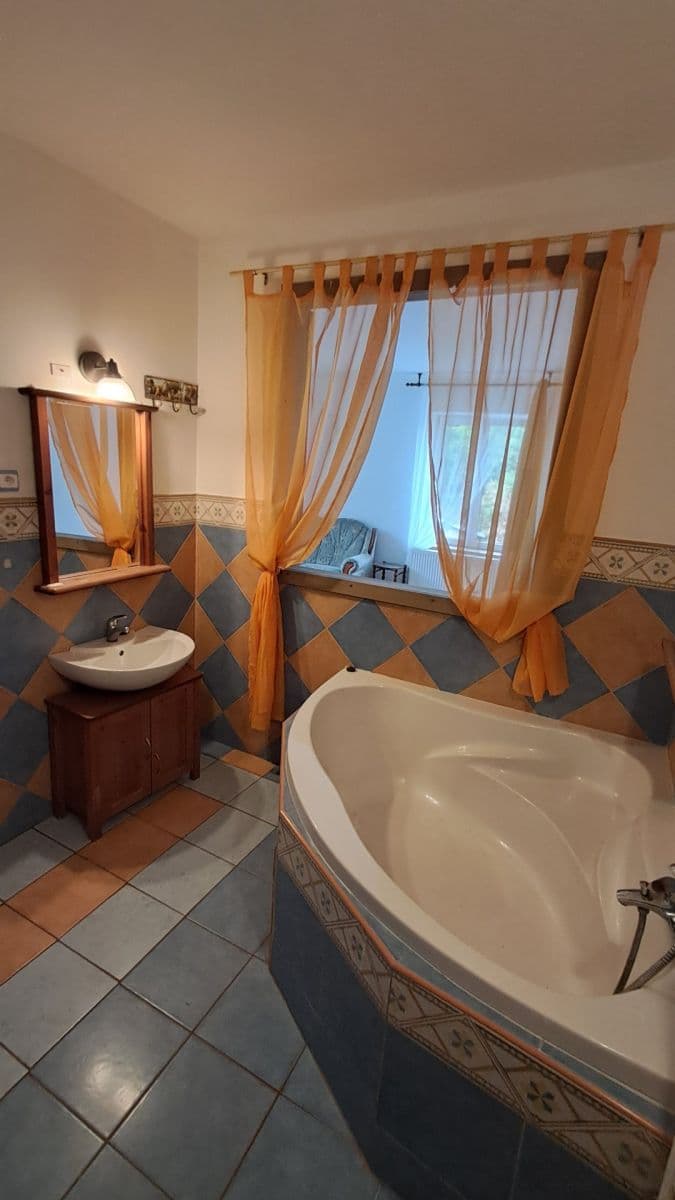 Prenájom bytu 1-izbový 34 m², Benešovská, Hradištko, Středočeský kraj Prenájom bytu 1-izbový 34 m², Benešovská, Hradištko, Středočeský kraj
