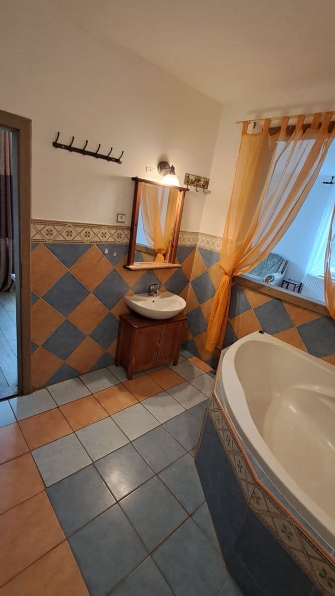 Prenájom bytu 1-izbový 34 m², Benešovská, Hradištko, Středočeský kraj Prenájom bytu 1-izbový 34 m², Benešovská, Hradištko, Středočeský kraj