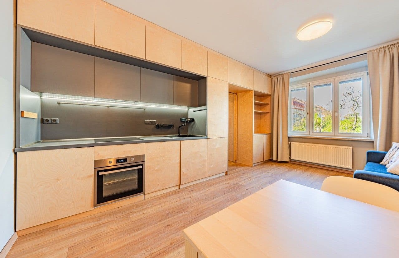 Prenájom bytu 2-izbový 46 m², Kodaňská, Praha, Praha Prenájom bytu 2-izbový 46 m², Kodaňská, Praha, Praha