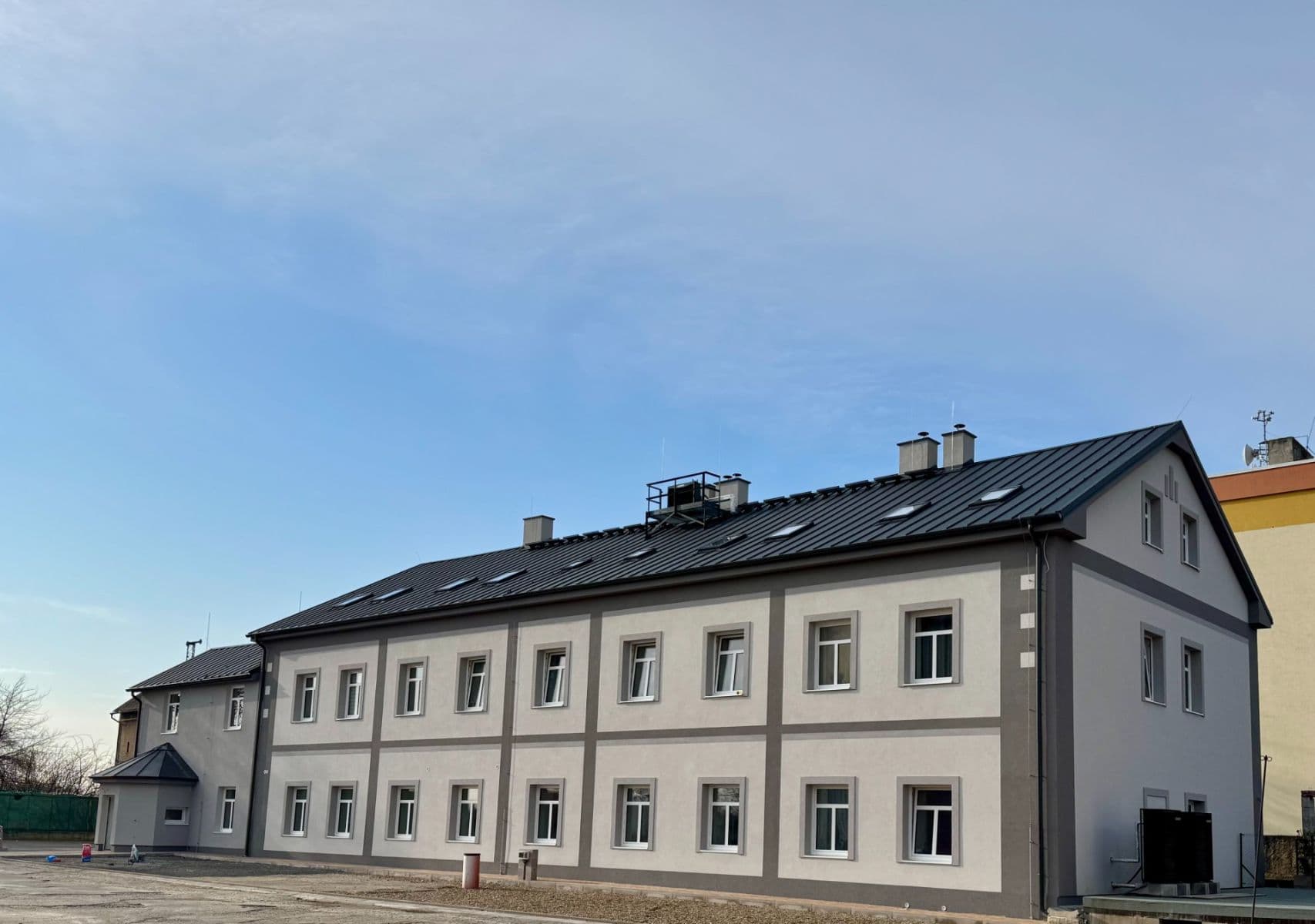 Prenájom bytu 3-izbový 76 m², Jiráskova, Lužec nad Vltavou, Středočeský kraj Prenájom bytu 3-izbový 76 m², Jiráskova, Lužec nad Vltavou, Středočeský kraj