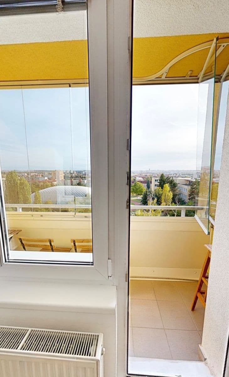 Prenájom bytu 2-izbový 55 m², Počernická, Praha, Praha Prenájom bytu 2-izbový 55 m², Počernická, Praha, Praha