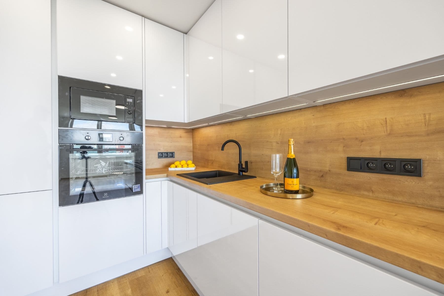 Predaj bytu 3-izbový 69 m², Rezlerova, Praha, Praha Predaj bytu 3-izbový 69 m², Rezlerova, Praha, Praha