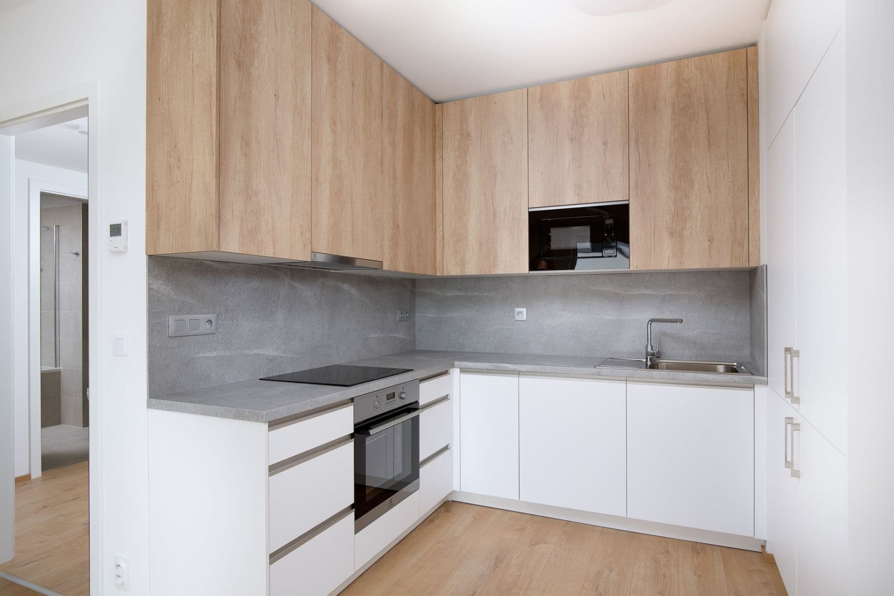 Prenájom bytu 2-izbový 56 m², Nebřenická, Praha, Praha Prenájom bytu 2-izbový 56 m², Nebřenická, Praha, Praha