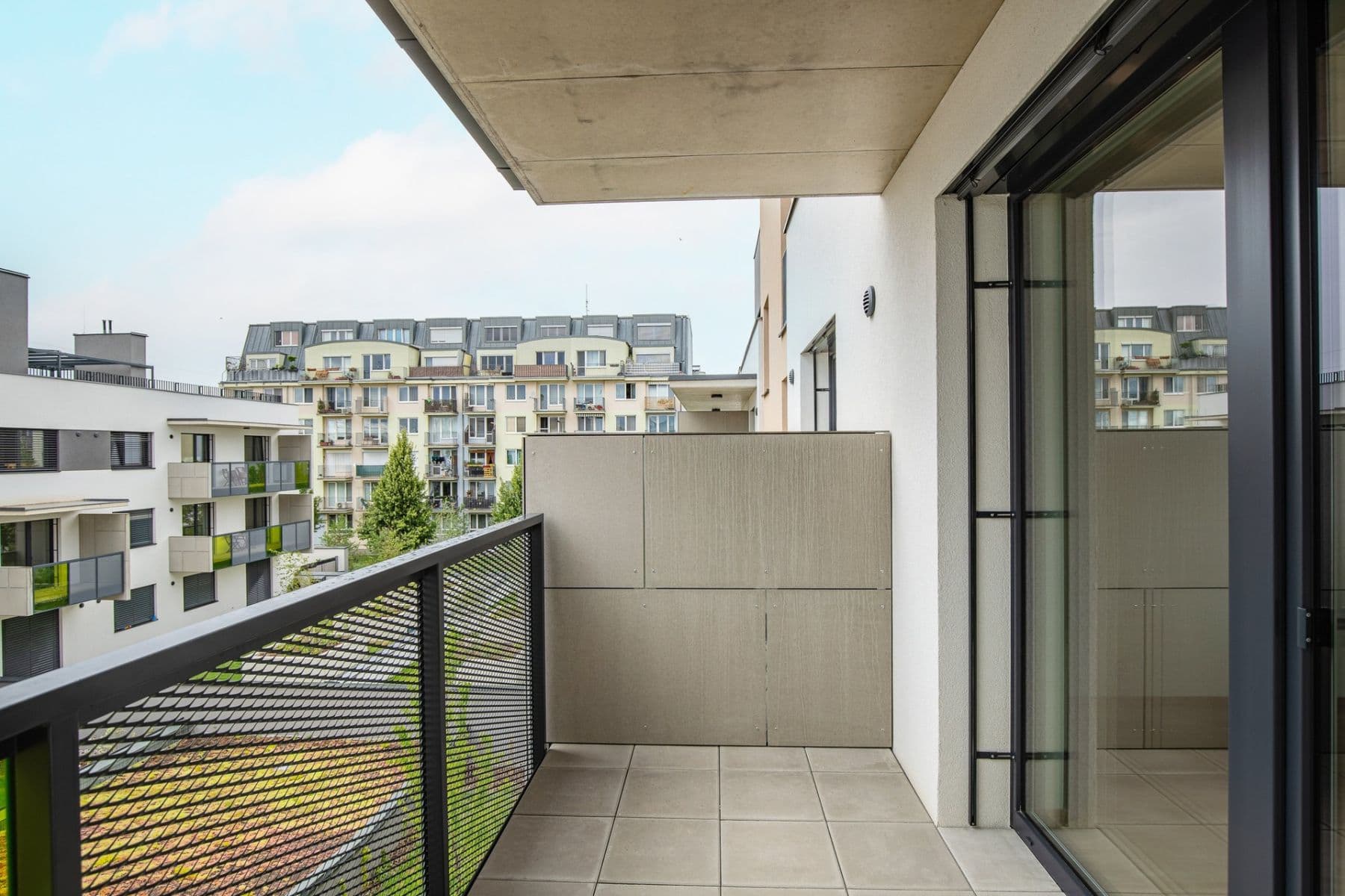 Prenájom bytu 2-izbový 56 m², Nebřenická, Praha, Praha Prenájom bytu 2-izbový 56 m², Nebřenická, Praha, Praha