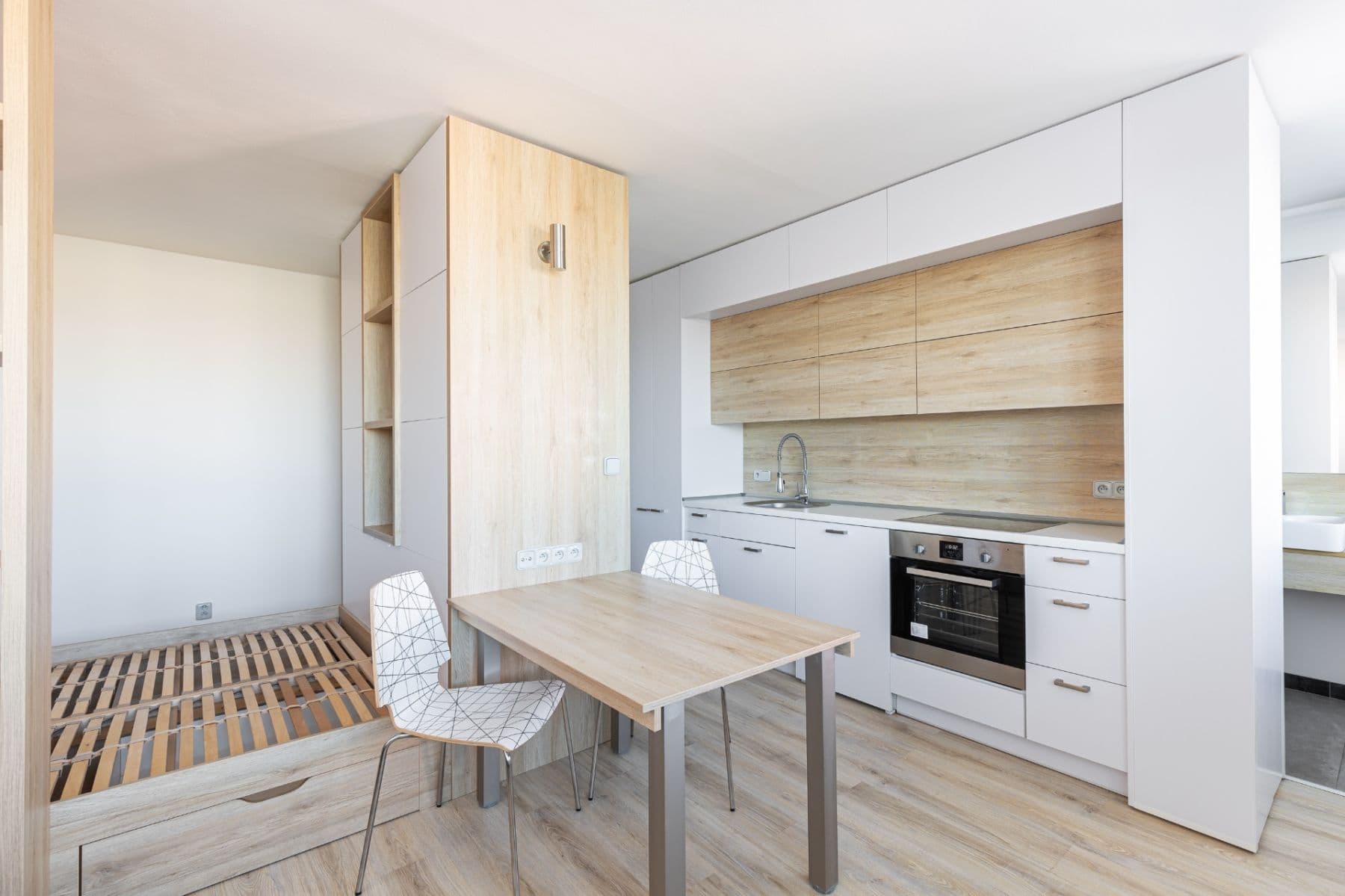 Prenájom bytu 1-izbový 31 m², Topolová, Praha, Praha Prenájom bytu 1-izbový 31 m², Topolová, Praha, Praha